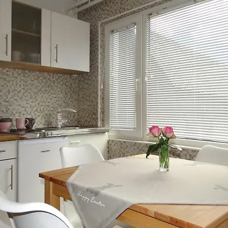 One-bedroom In Apartment